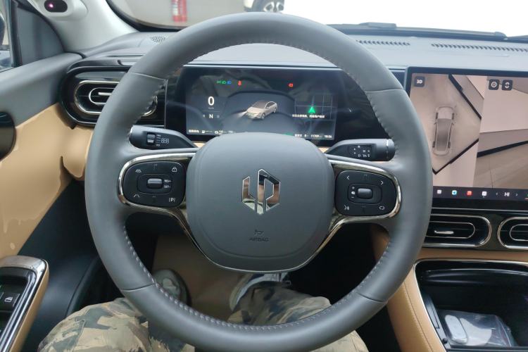 Used Leapmotor C01 2024 Range-Extended 316 Deluxe Edition Steering Wheel