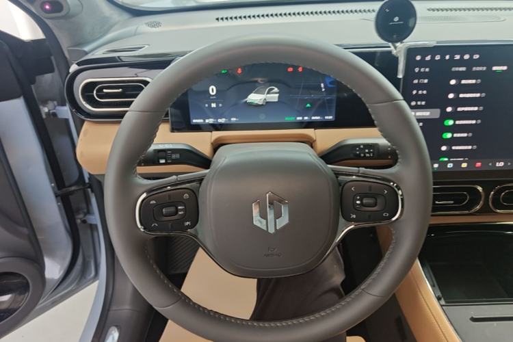 Used Leapmotor C01 2024 Range-Extended 216 Luxury Edition Steering Wheel