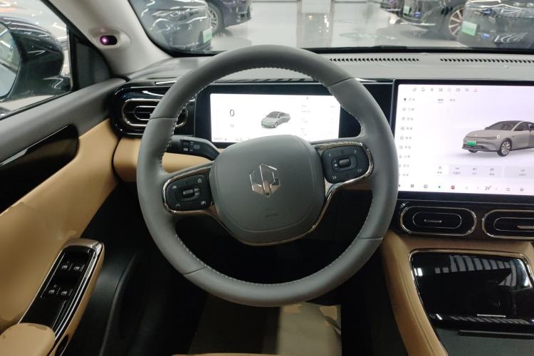 Used Leapmotor C01 2024 Range-Extended 316 Deluxe Edition Steering Wheel