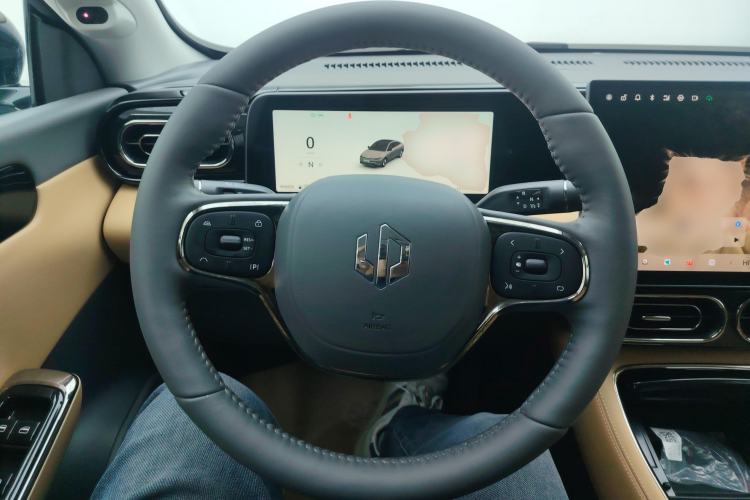 Used Leapmotor C01 2024 Range-Extended 316 Deluxe Edition Steering Wheel