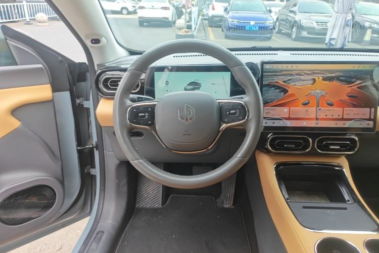 Used Leapmotor C01 2024 Pure Electric 525 Luxury Edition Steering Wheel