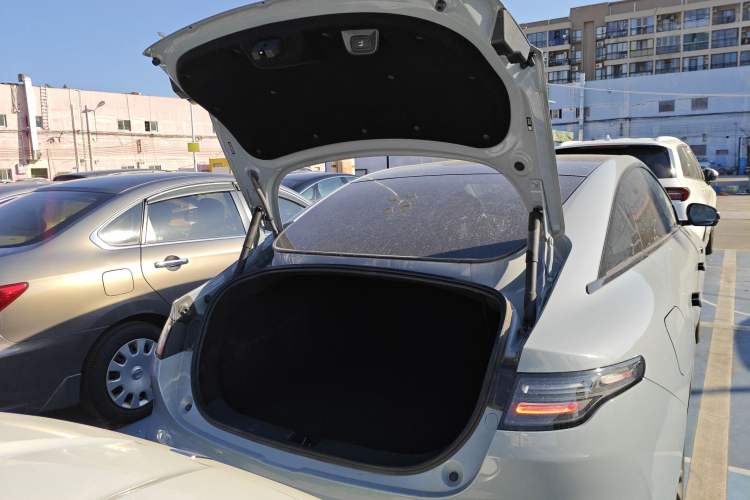 Used Leapmotor C01 2024 Range-Extended 316 Deluxe Edition Trunk