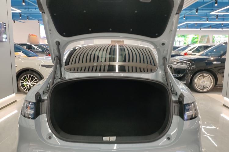 Used Leapmotor C01 2024 Range-Extended 316 Deluxe Edition Trunk
