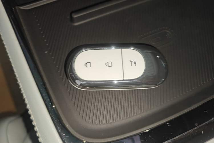 Used Leapmotor C01 2024 Range-Extended 216 Luxury Edition Vehicle Key