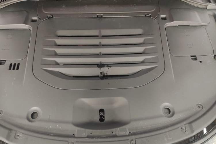 Used Leapmotor C01 2024 Pure Electric 525 Smart Drive Edition Engine Bay