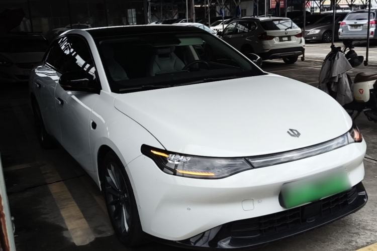 Used Leapmotor C01 2024 All-Electric 625 Deluxe Edition Exterior 1