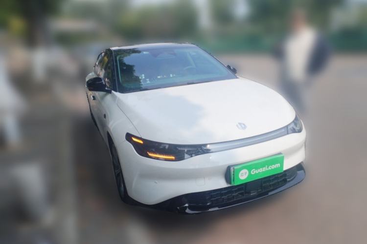 Used Leapmotor C01 2024 Pure Electric 525 Luxury Edition Front Right 45 Deg