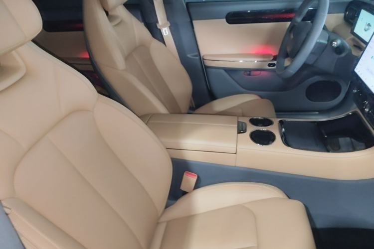 Used Leapmotor C01 2024 Pure Electric 525 Luxury Edition Right Front Seat