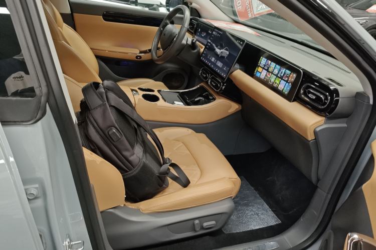 Used Leapmotor C01 2024 Pure Electric 525 Luxury Edition Right Front Seat