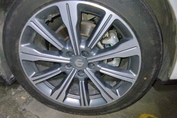 Used Leapmotor C01 2024 Range-Extended 316 Deluxe Edition Right Front Wheel Hub