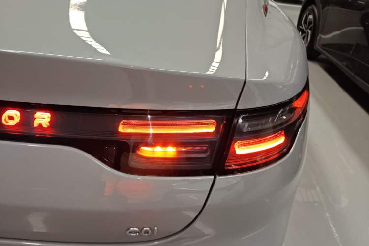 Used Leapmotor C01 2024 Pure Electric 525 Luxury Edition Right Rear Taillight