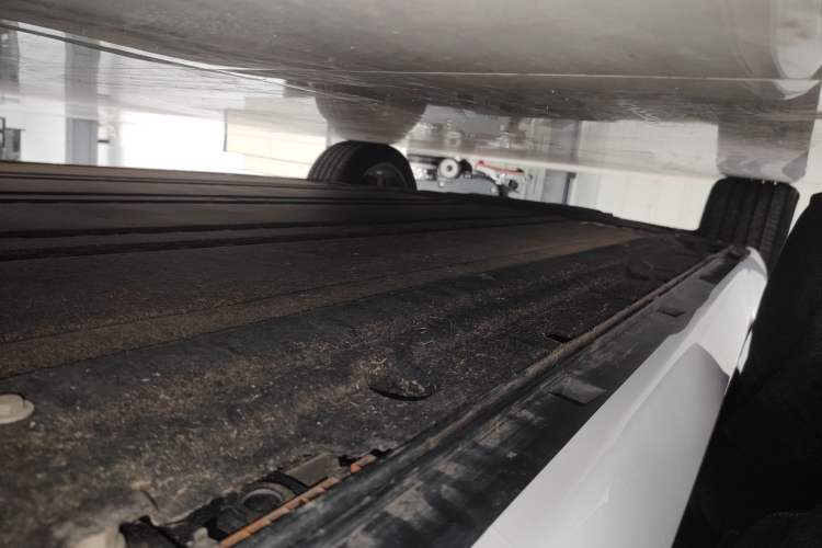 Used Leapmotor C01 2024 Pure Electric 525 Smart Drive Edition Right Side Sill