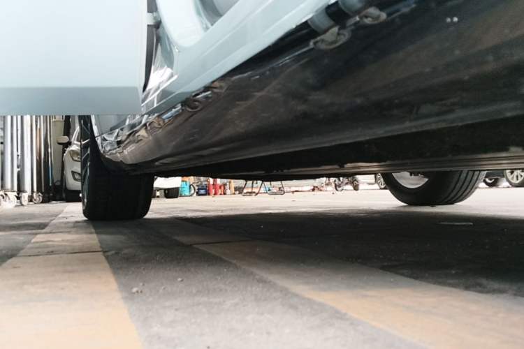 Used Leapmotor C01 2024 All-Electric 625 Deluxe Edition Right Side Sill