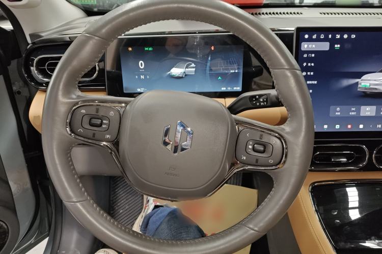 Used Leapmotor C01 2024 Pure Electric 525 Luxury Edition Steering Wheel