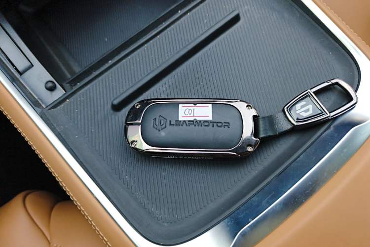 Used Leapmotor C01 2024 Pure Electric 525 Comfort Edition Vehicle Key