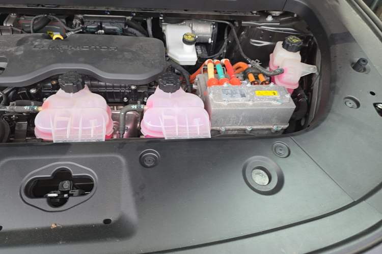 Used Leapmotor C10 2024 210 Smart Edition Engine Bay Left