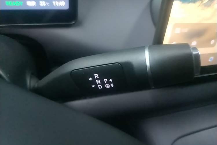 Used Leapmotor C10 2024 530 Smart Edition Gear Lever