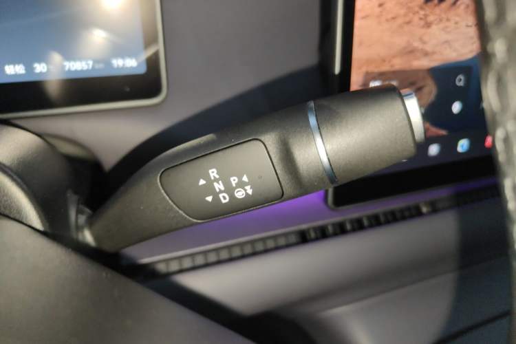 Used Leapmotor C10 2024 210 Comfort Edition Gear Lever