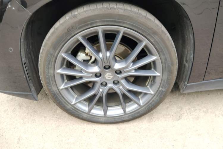 Used Leapmotor C10 2024 210 LiDAR Version Left Front Wheel Hub