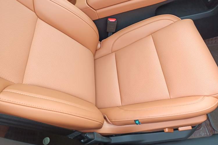 Used Leapmotor C10 2024 530 Smart Edition Right Front Seat