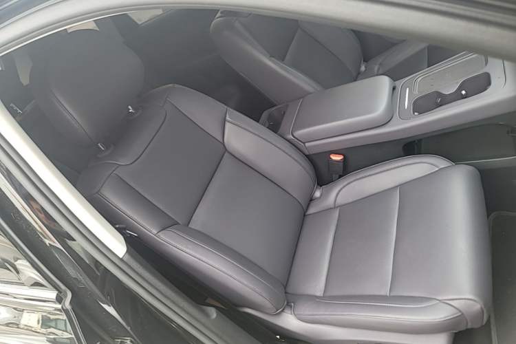 Used Leapmotor C10 2024 410 Comfort Edition Right Front Seat