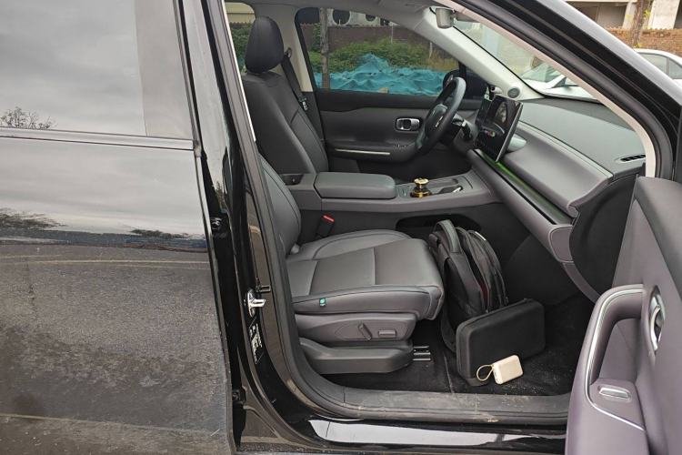 Used Leapmotor C10 2024 530 Smart Edition Right Front Seat