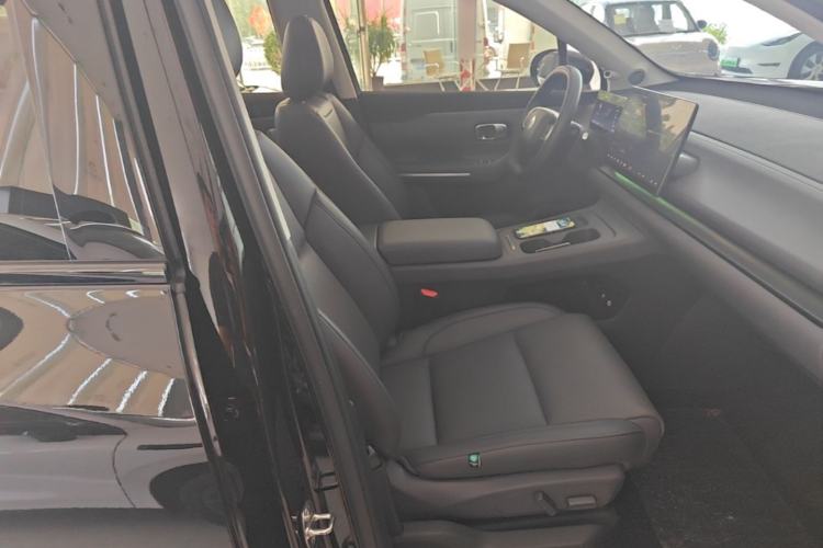 Used Leapmotor C10 2024 210 Smart Edition Right Front Seat