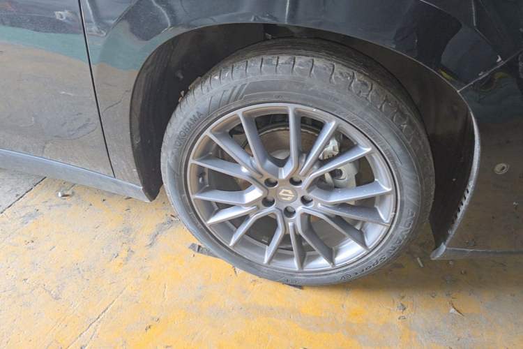 Used Leapmotor C10 2024 210 Smart Edition Right Front Wheel Hub
