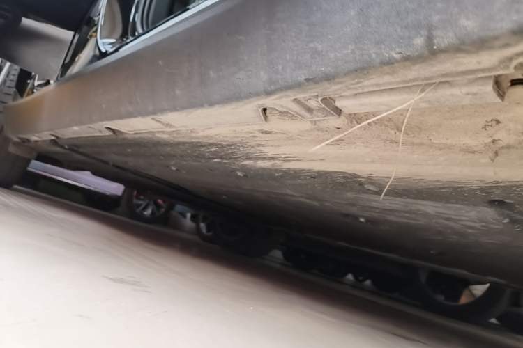Used Leapmotor C10 2024 210 Smart Edition Right Side Sill