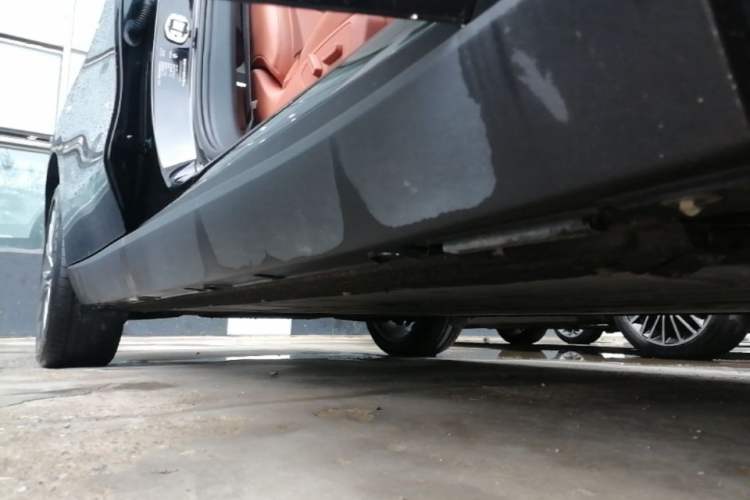 Used Leapmotor C10 2024 530 Comfort Edition Right Side Sill