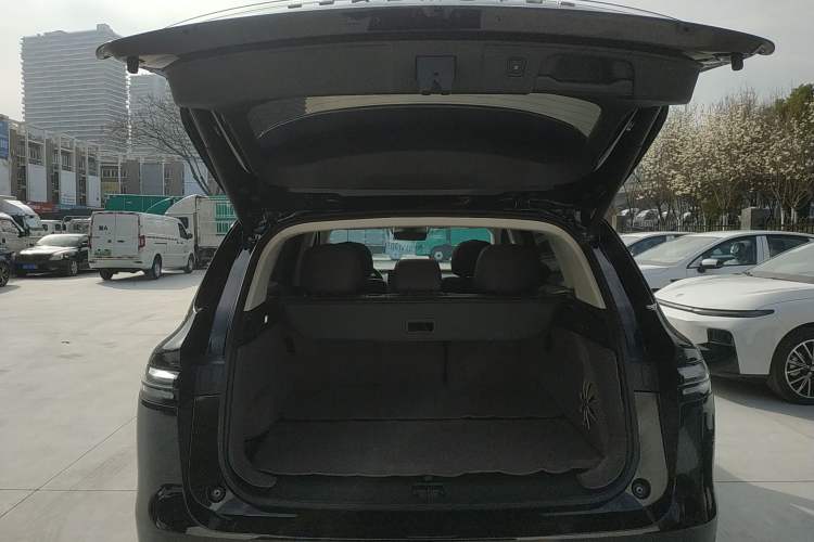 Used Leapmotor C10 2024 530 Smart Edition Trunk