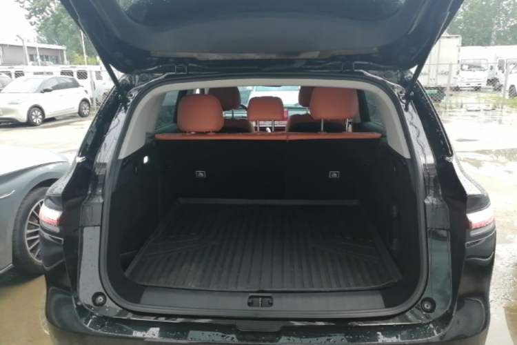 Used Leapmotor C10 2024 530 Comfort Edition Trunk