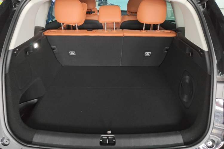 Used Leapmotor C10 2024 530 Smart Edition Trunk