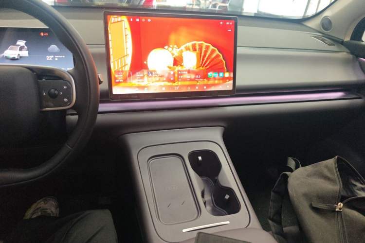 Used Leapmotor C10 2024 530 LiDAR Edition Audio And AC Panel