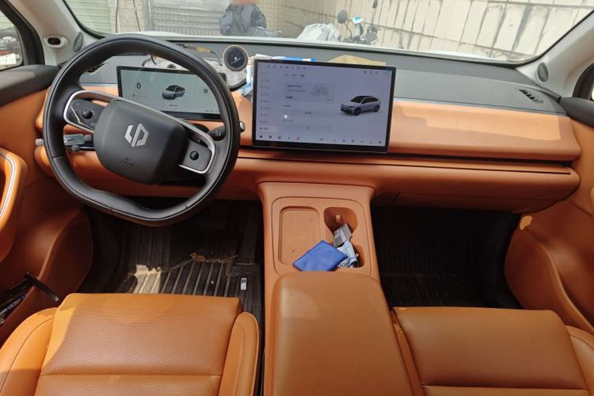 Used Leapmotor C10 2024 530 Smart Edition Center Console