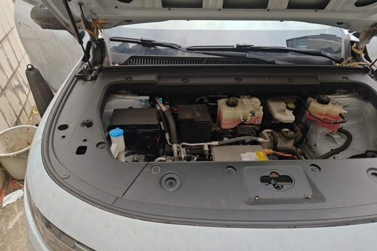 Used Leapmotor C10 2024 530 Smart Edition Engine Bay Right