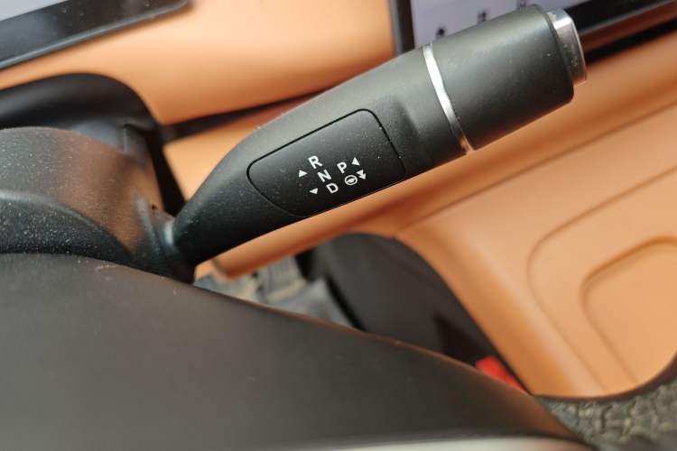Used Leapmotor C10 2024 530 Smart Edition Gear Lever