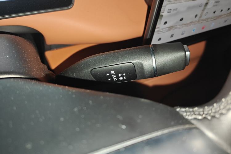 Used Leapmotor C10 2024 530 Smart Edition Gear Lever