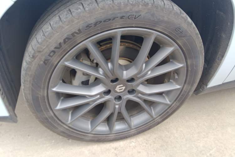 Used Leapmotor C10 2024 530 Smart Edition Left Front Wheel Hub