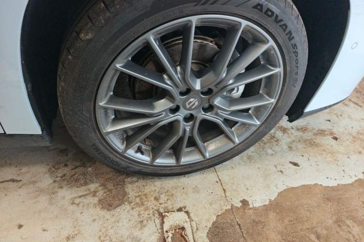 Used Leapmotor C10 2024 530 LiDAR Edition Right Front Wheel Hub