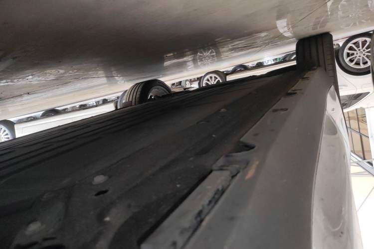 Used Leapmotor C10 2024 530 Smart Edition Right Side Sill