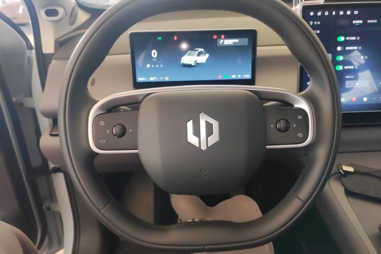 Used Leapmotor C10 2024 530 Smart Edition Steering Wheel