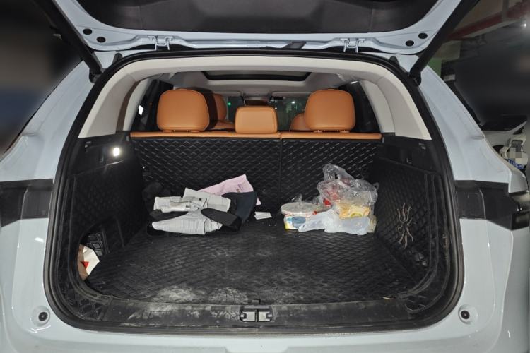 Used Leapmotor C10 2024 530 Smart Edition Trunk