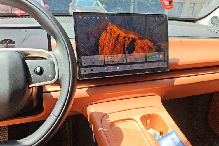 Used Leapmotor C10 2024 210 LiDAR Version Audio And AC Panel