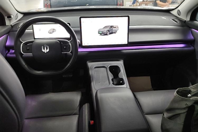 Used Leapmotor C10 2024 530 Smart Edition Center Console