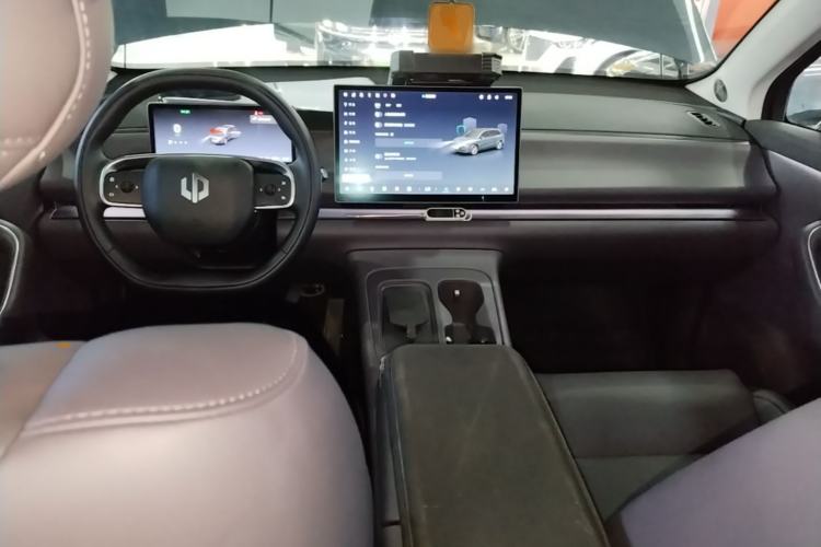 Used Leapmotor C10 2024 210 Smart Edition Center Console