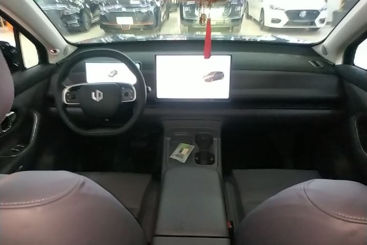 Used Leapmotor C10 2024 210 Smart Edition Center Console