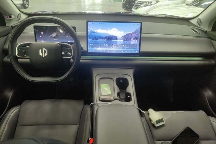 Used Leapmotor C10 2024 530 Smart Edition Center Console