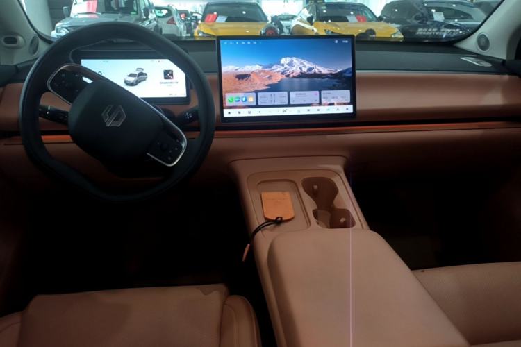 Used Leapmotor C10 2024 530 Comfort Edition Center Console