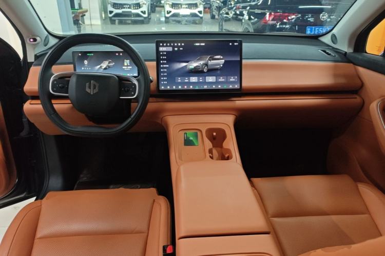Used Leapmotor C10 2024 530 Smart Edition Center Console